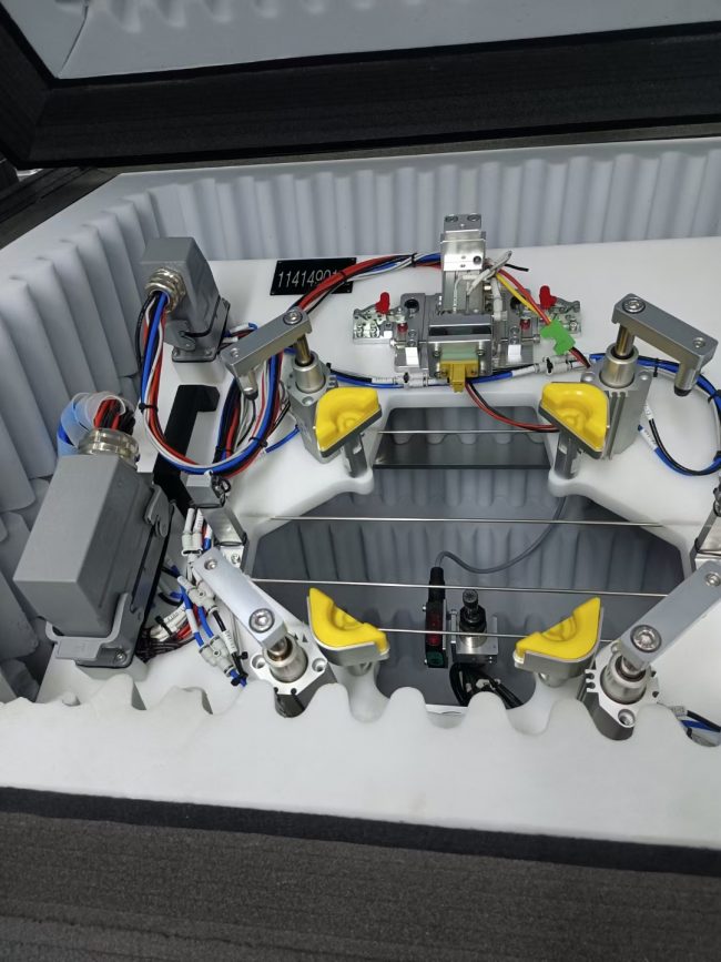 高端品质隔音箱