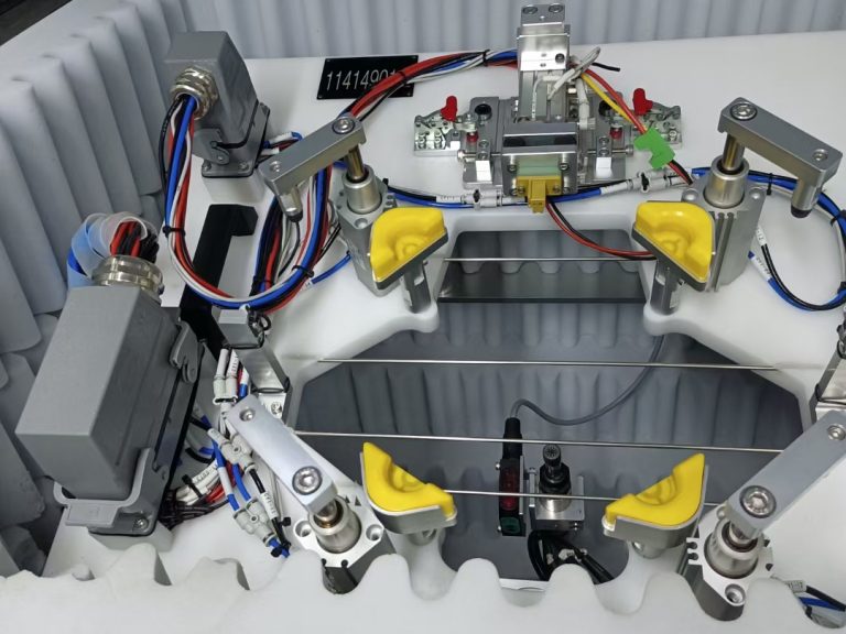 高端品质隔音箱